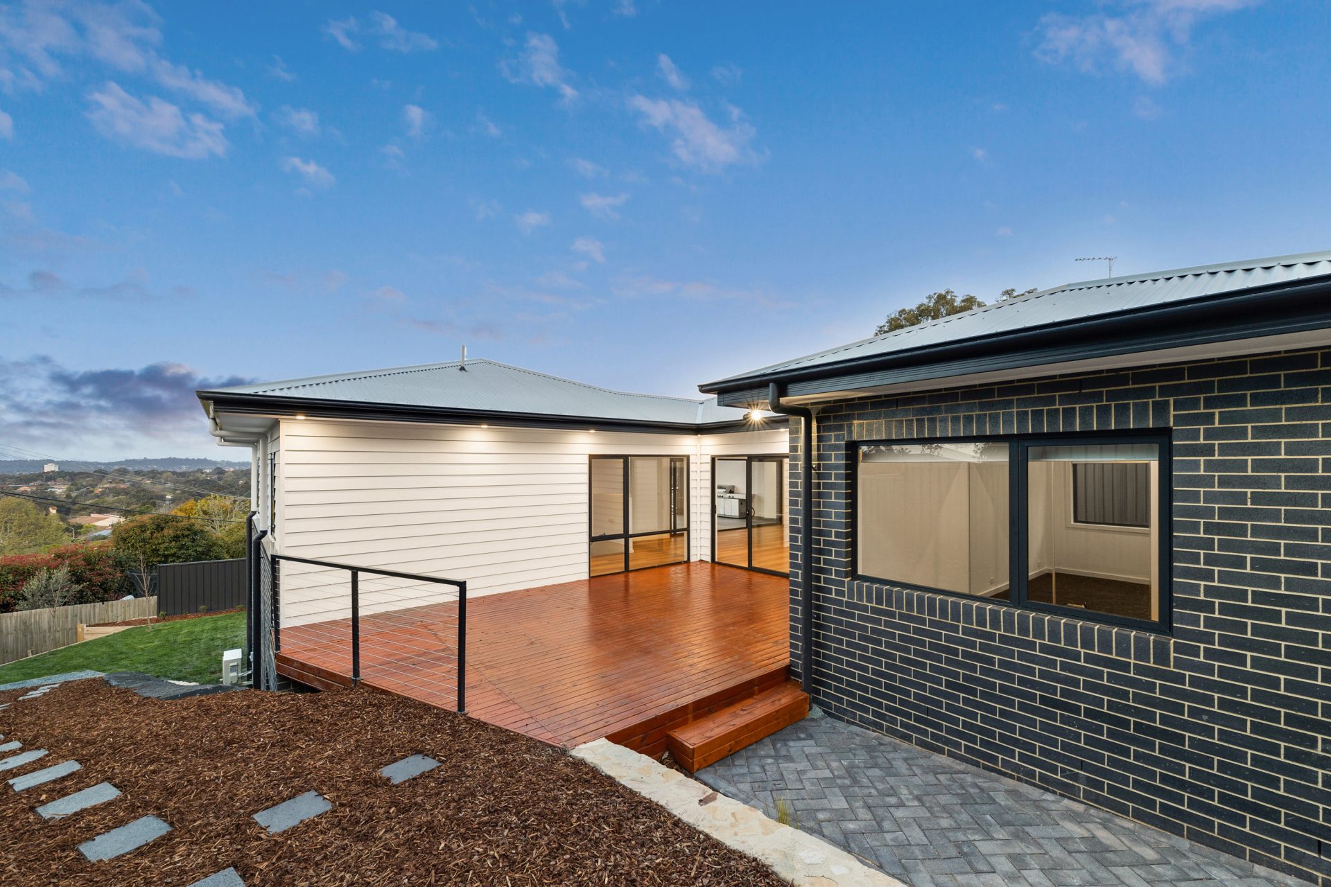 Fisher 32B Rosebery St_28 Custom house builder Canberra modern facade