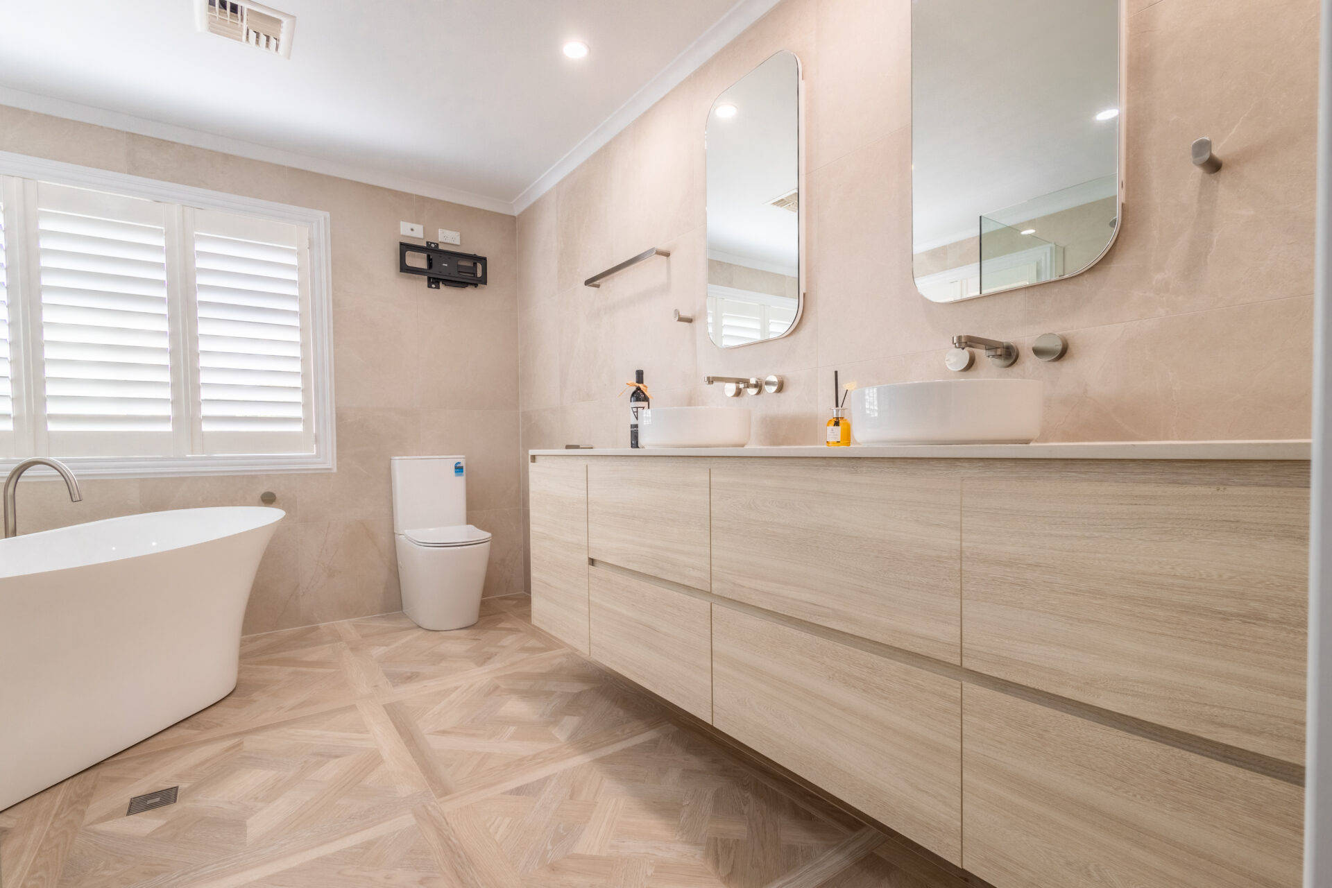 56 Weddin Cct, Palmerston-2